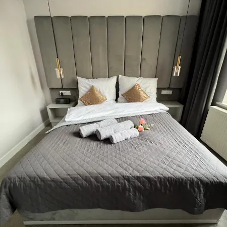 Dk Premium Ballady I Romanse 아파트 올슈틴